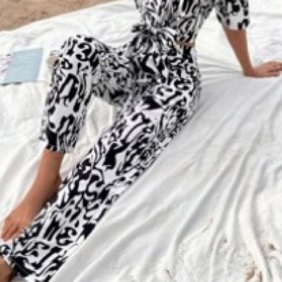 Matching set crop top pant set - Picture 2 of 3